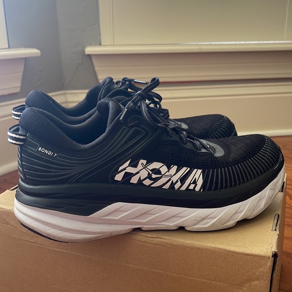 Hoka Bondi 7 - Women’s Running Sneakers - Black/White, Size 9
